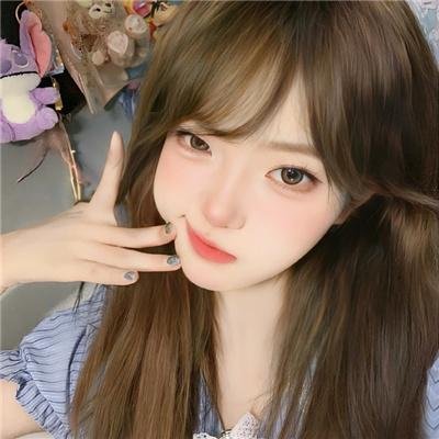 女人在家